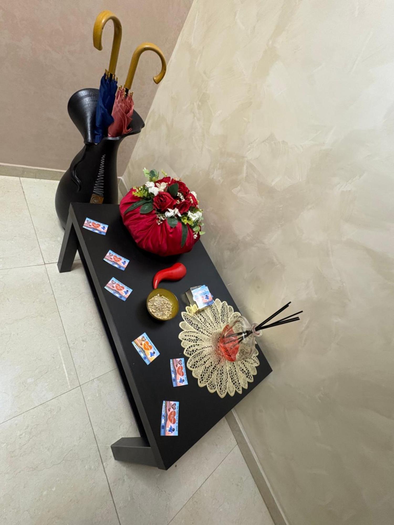 נאפולי Esposito Holiday Homes מראה חיצוני תמונה
